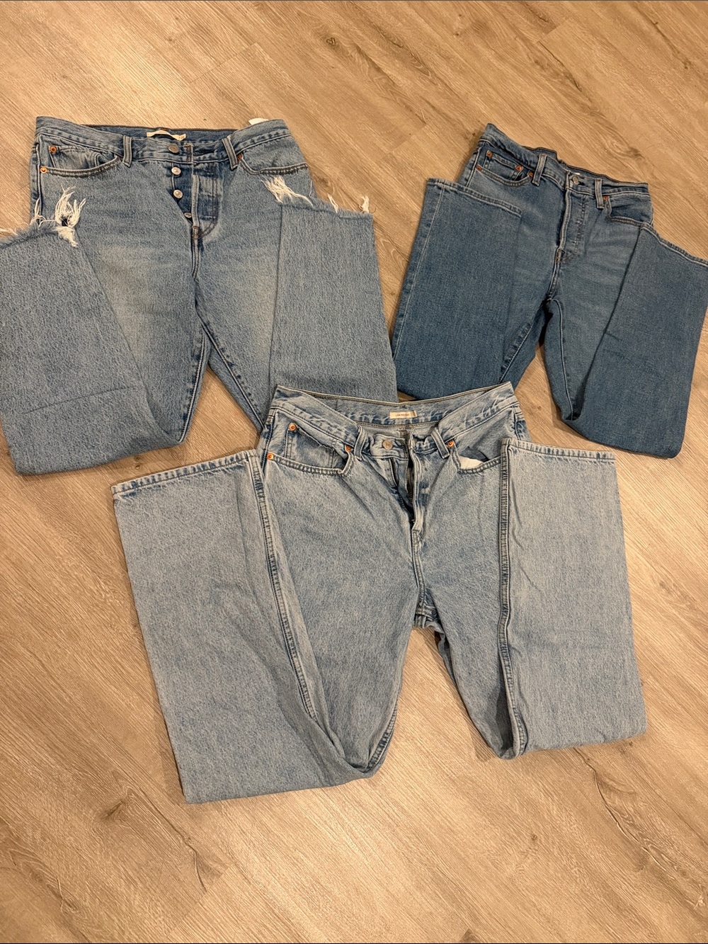 Lot of Levi's women’s Jeans